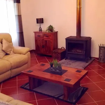 Quinta Do Sobreiro, 4 Bedroom Modernised Villa *