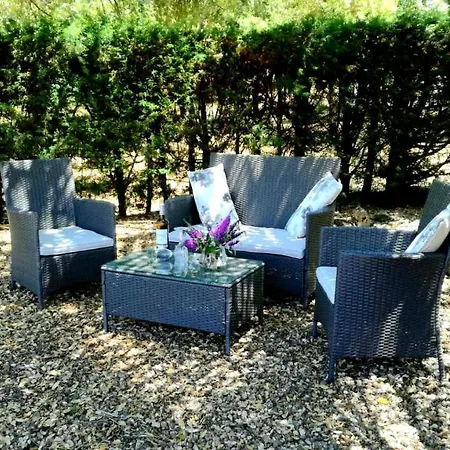 Quinta Do Sobreiro, 4 Bedroom Modernised Villa *